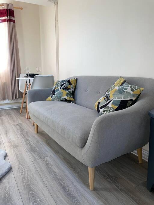 Modern 1 Bed Apartment In The City Centre Of Derby Exteriör bild